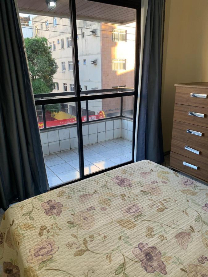 Solar De Bruna - Apartamento Com 2 Qts - 1 Suite - Garagem Coberta - Wi-Fi - Netflix - Acomoda 6 Pessoas A 70 Metros Da Praia Guarapari Bagian luar foto
